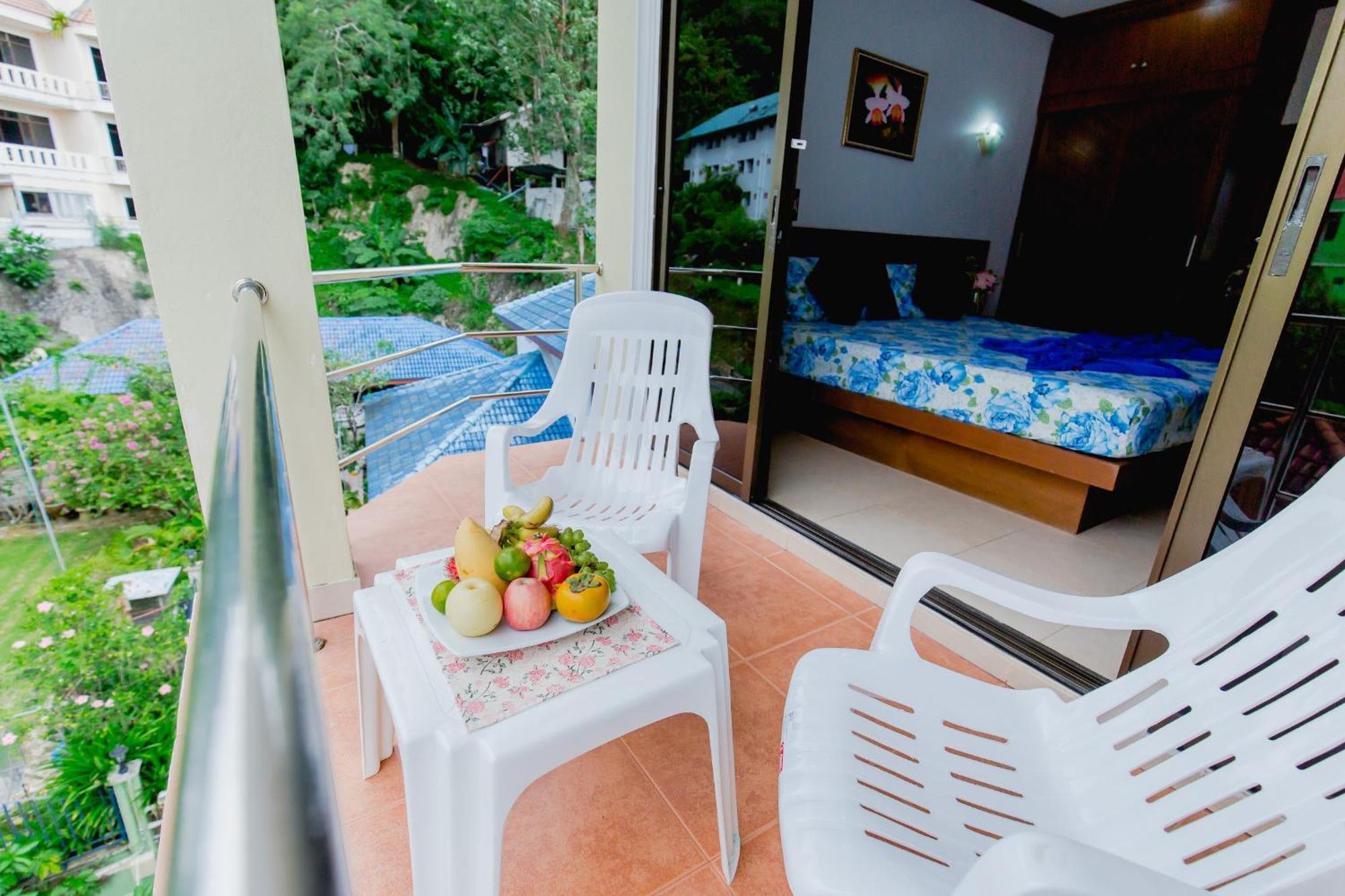 Rk Guesthouse Patong Екстер'єр фото