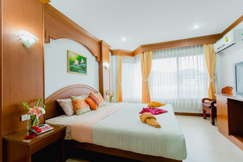 Rk Guesthouse Patong Екстер'єр фото