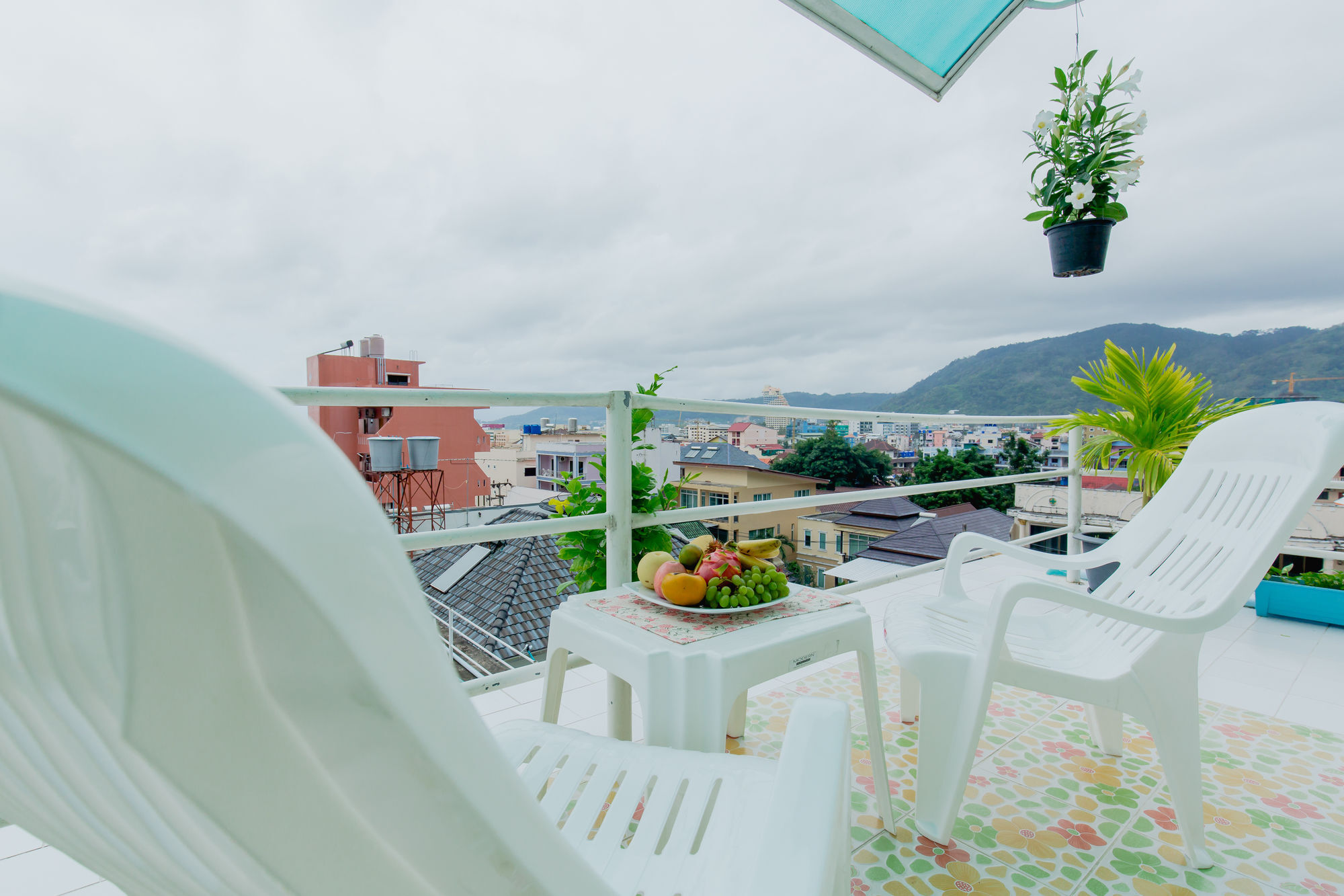 Rk Guesthouse Patong Екстер'єр фото