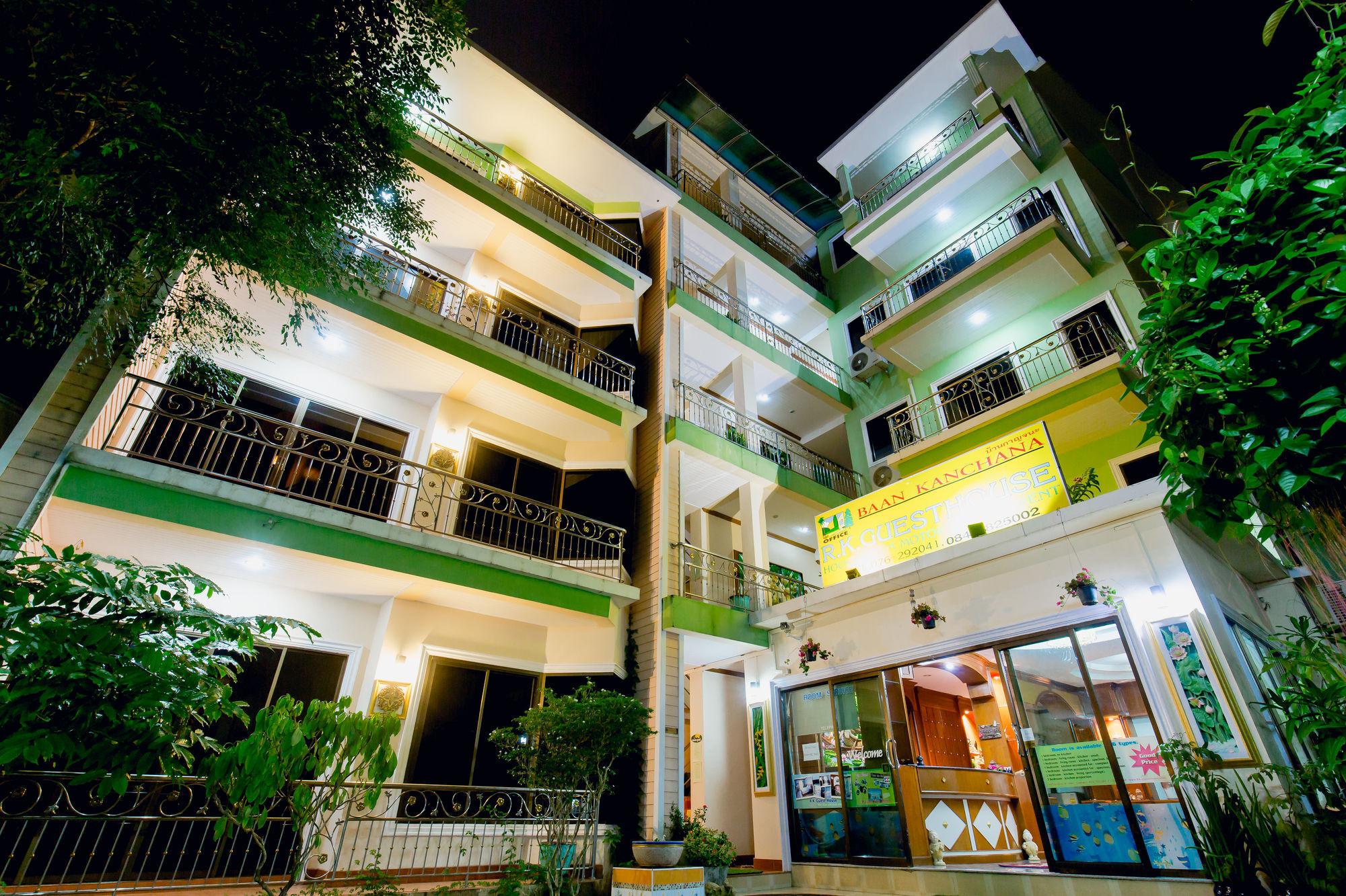Rk Guesthouse Patong Екстер'єр фото