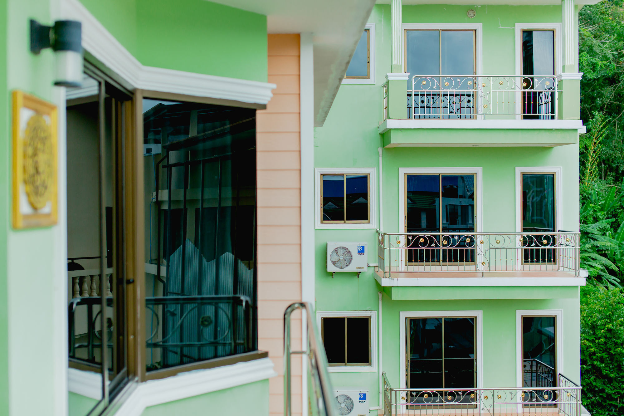 Rk Guesthouse Patong Екстер'єр фото